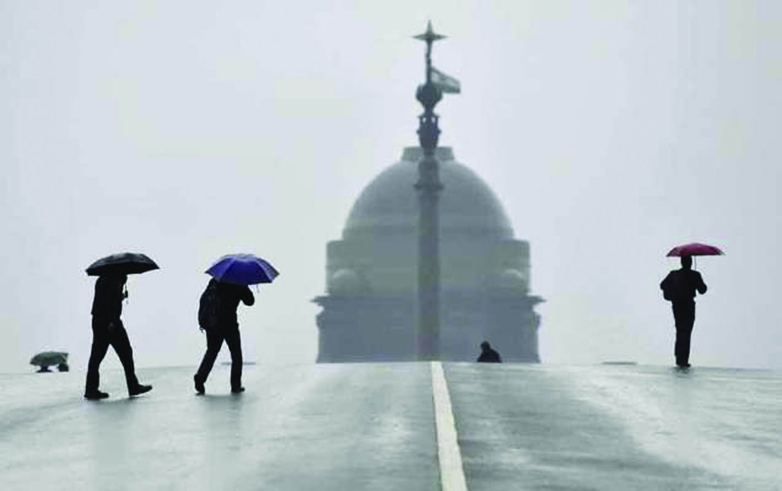 ભર શિયાળે દિલ્હી-એનસીઆરમાં વરસાદઃ ઉત્તર ભારત ઠંડીથી ઠૂંઠવાયું