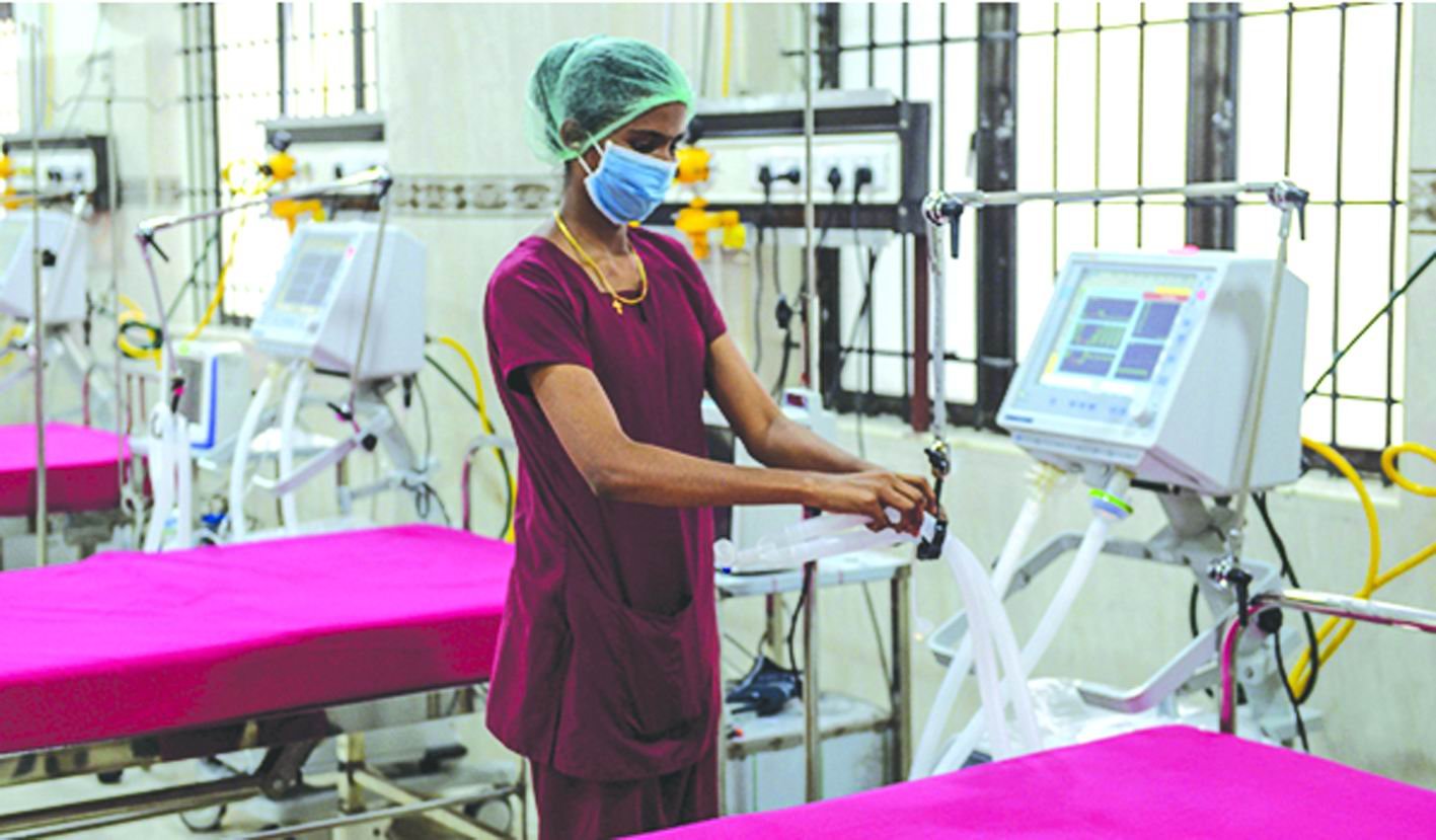 ર૬ નર્સો અને ૩ ડૉક્ટરોનો કોવિડ-૧૯ ટેસ્ટ પોઝિટિવ આવતાં મુંબઈની હોસ્પિટલને કન્ટેઈન્મેન્ટ ઝોનમાં ફેરવવામાં આવી