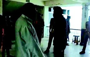 ઉત્તરપ્રદેશમાં અરાજકતા : રાજ્ય કોંગ્રેસના અધ્યક્ષે કહ્યું : મને ઘરમાં નજરકેદ કરાયો